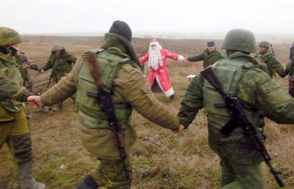 13. Zabawy z mikołajem w wojsku 