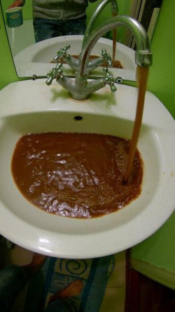 18. A z kranu płynie Johnnie Walker