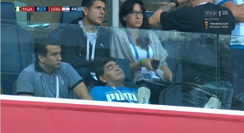 Taki styl życia potrafi być jednak wyczerpujący. Do końca pierwszej połowy nie udało się wytrzymać :)